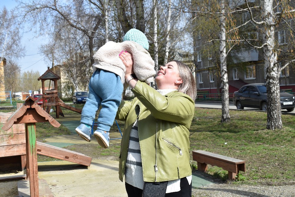 На Южном Урале выплату на второго ребенка получают свыше 3 200 семей
