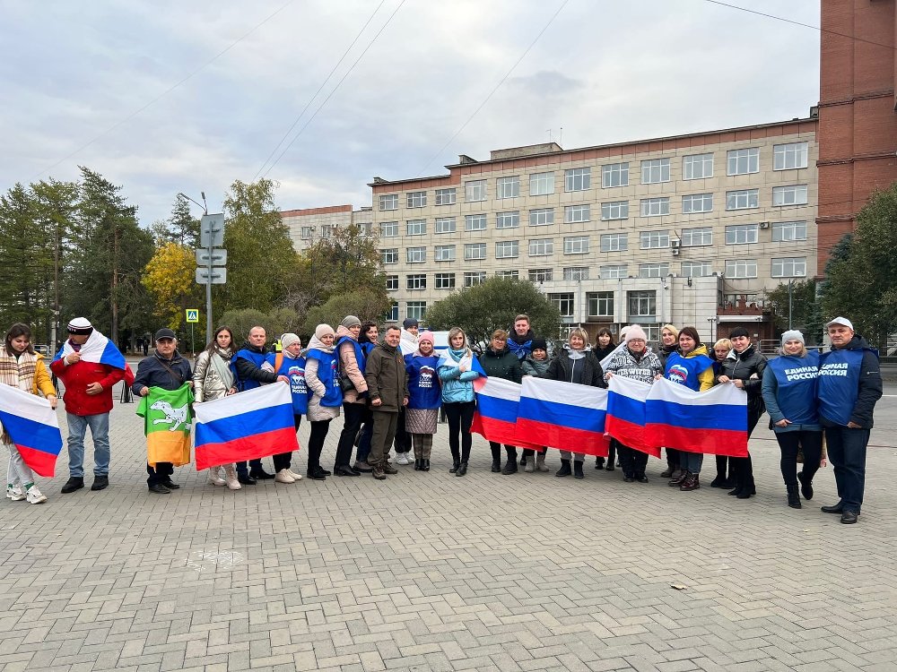 #своихНеБросаем!