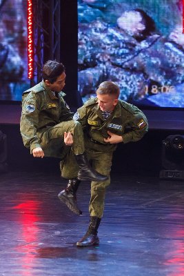 Мы на большой сцене!