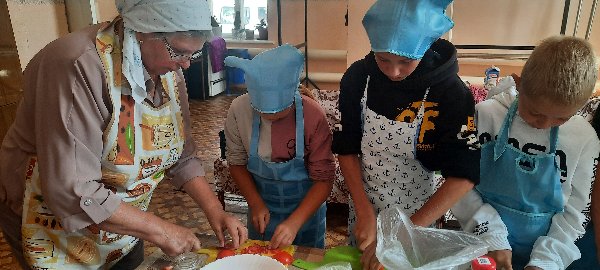Социальный экспресс в п. Петропавловский.