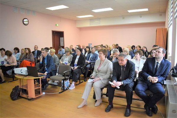 Специалисты министерства социальных отношений поделились опытом в сфере внедрения технологий бережливого управления
